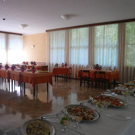 Ariston Hotel 3*