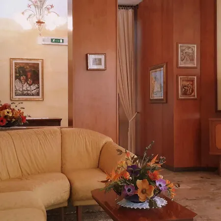 Hotel Ariston 3*
