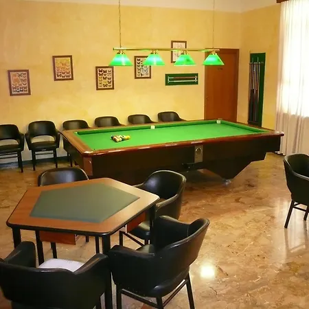 Ariston Hotel 3*